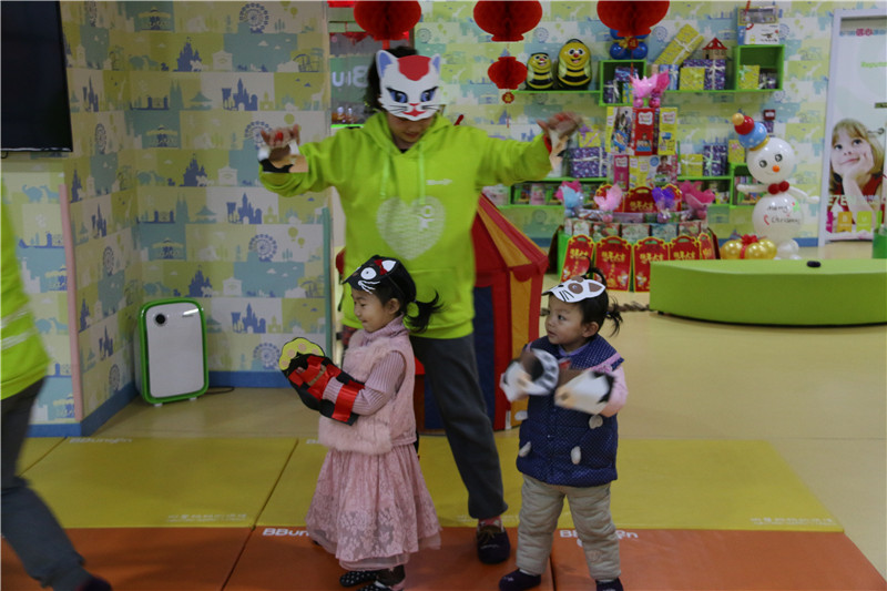 BBunion国际早教邯郸中心活动花絮:欢乐元宵节,我们在一起 BBunion国际早教邯郸中心活动花絮:欢乐元宵节,我们在一起
